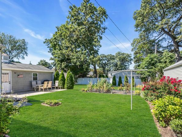 19 Timber Road, Glen Cove NY 11542
