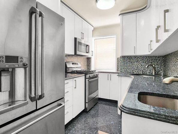66-10 149th Street 1A, Flushing NY 11367