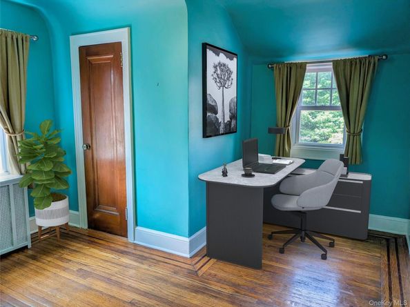 7212 Harrow Street, Forest Hills NY 11375
