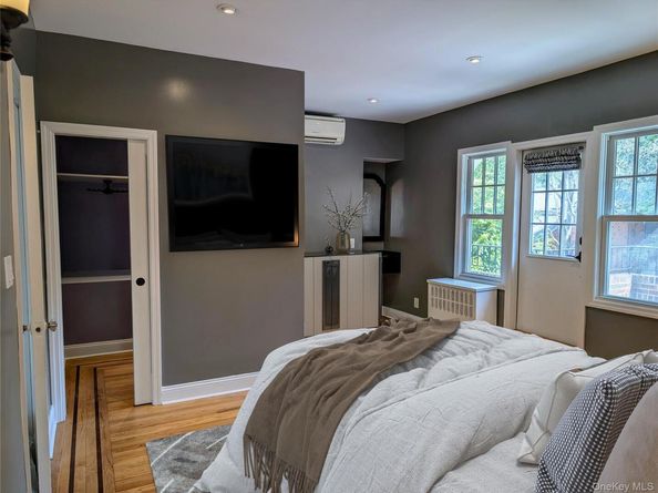 7212 Harrow Street, Forest Hills NY 11375