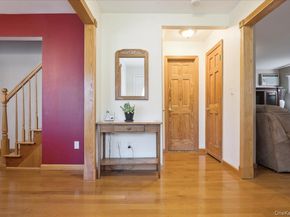 7 Beechwood Place, Massapequa Park NY 11762