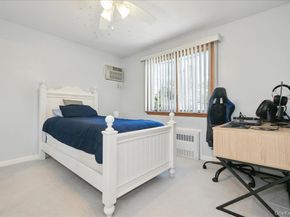 7 Beechwood Place, Massapequa Park NY 11762
