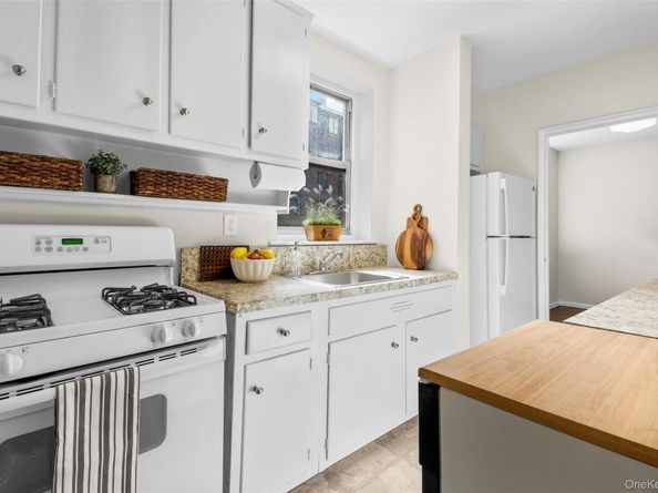 12 Westchester Avenue 3K, White Plains NY 10601