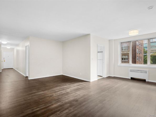 12 Westchester Avenue 3K, White Plains NY 10601