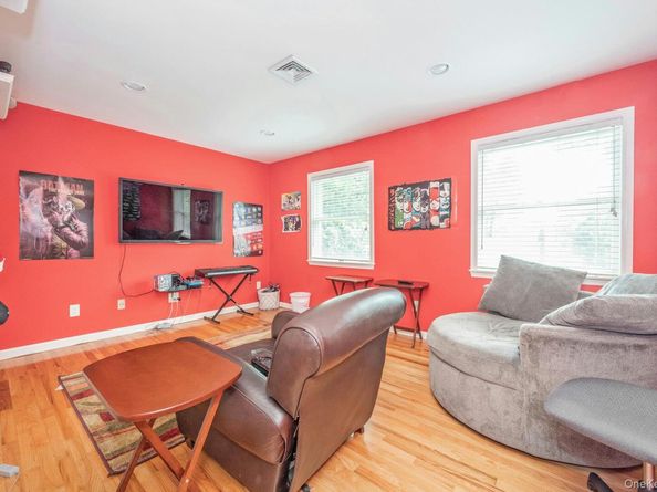 48 Hemlock Drive, Sleepy Hollow NY 10591