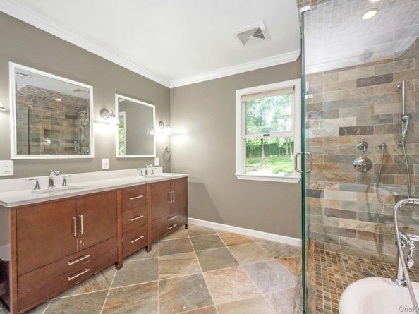 48 Hemlock Drive, Sleepy Hollow NY 10591