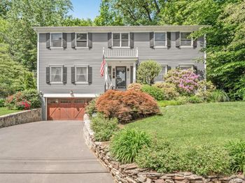 48 Hemlock Drive