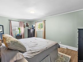31 Elm Road, Rocky Point NY 11778