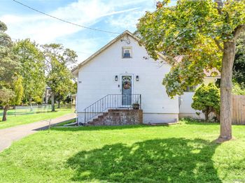 31 Elm Road