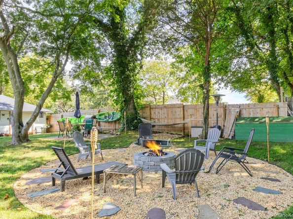 31 Elm Road, Rocky Point NY 11778