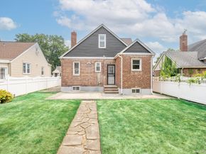 13016 232nd Street, Laurelton NY 11413