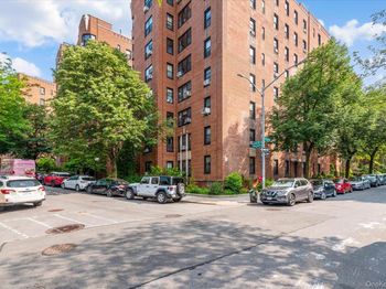 72 Park Terrace West W
