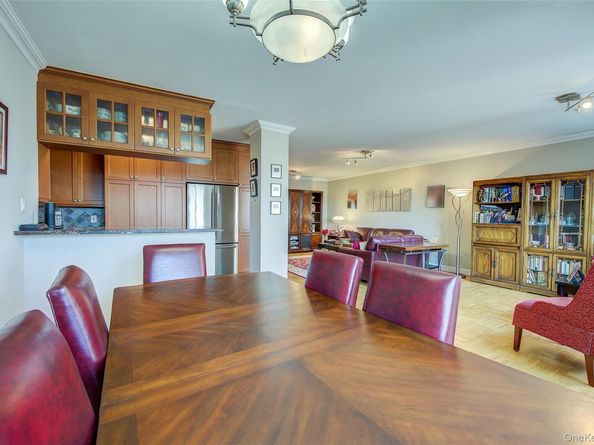 110-45 Queens Boulevard 810, Forest Hills NY 11375