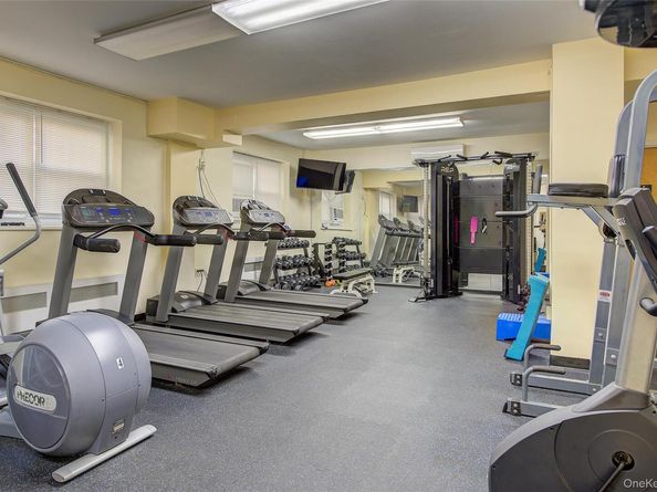 110-45 Queens Boulevard 810, Forest Hills NY 11375