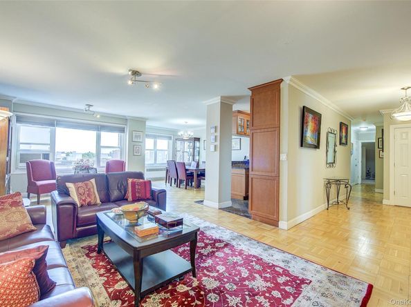 110-45 Queens Boulevard 810, Forest Hills NY 11375