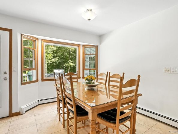 7 Hilltop Road, Waccabuc NY 10597