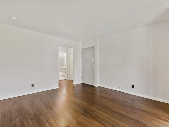 70 Manville Road 2, Pleasantville NY 10570