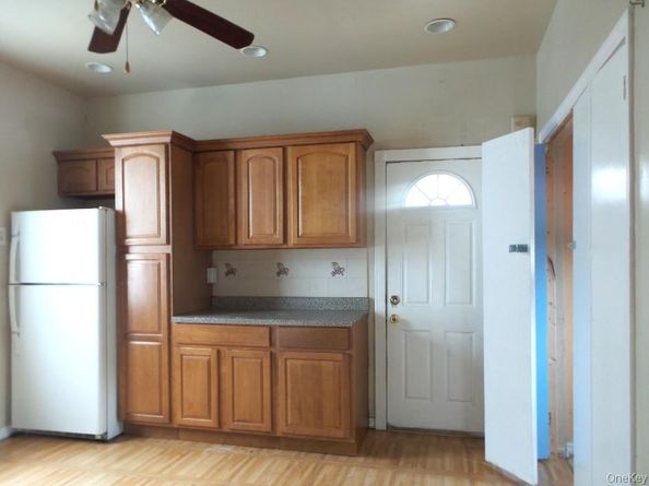 1048 E 98th Street, Brooklyn NY 11236