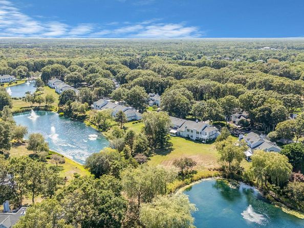 40 Lakeview Drive, Manorville NY 11949