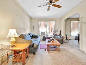 42 Satterie Avenue, Valley Stream NY 11580