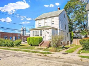 42 Satterie Avenue, Valley Stream NY 11580