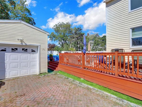 66 Center Avenue, Bay Shore NY 11706
