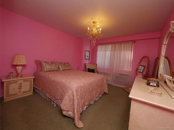 2475 16th 17G, Brooklyn NY 11214