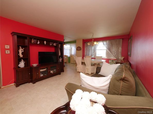 2475 16th 17G, Brooklyn NY 11214