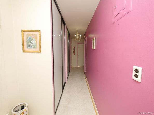 2475 16th 17G, Brooklyn NY 11214