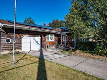 1022 Manor Lane