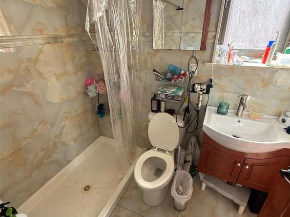 108-38 41st Avenue 4A, Corona NY 11368