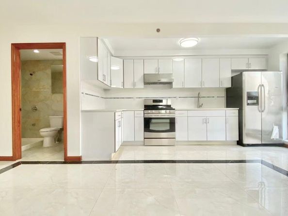 108-38 41st Avenue 4A, Corona NY 11368