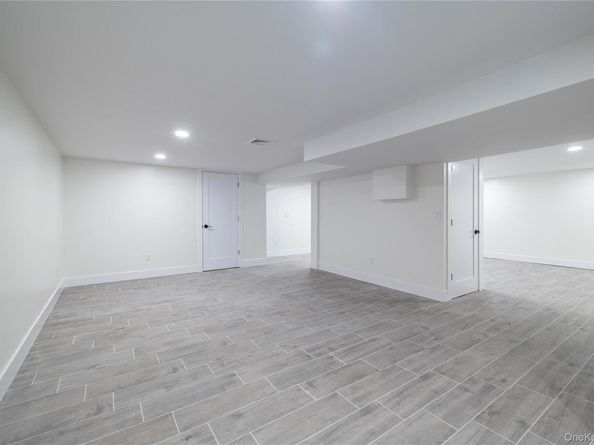 65 Broadway, West Hempstead NY 11552
