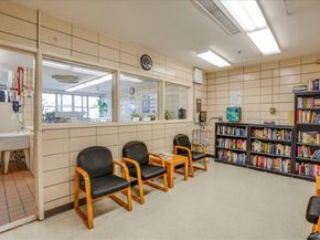 17-85 215th Street 6A, Bayside NY 11360