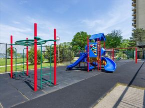 17-85 215th Street 6A, Bayside NY 11360