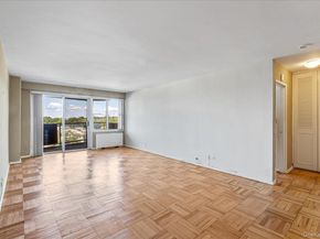 17-85 215th Street 6A, Bayside NY 11360