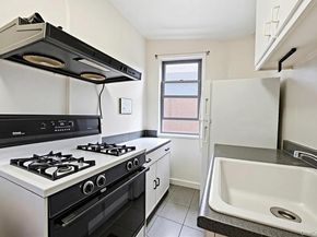 67-87 Booth Street 4C, Forest Hills NY 11375