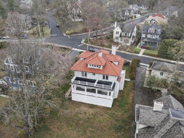 61 Fairview Avenue, Tarrytown NY 10591
