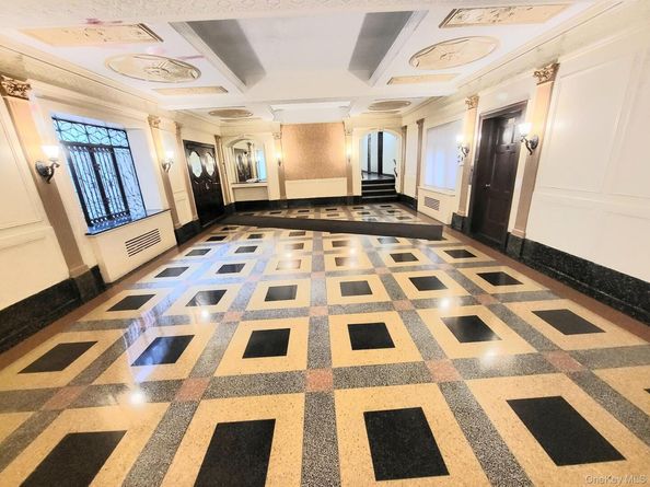 35-40 82nd Street 4C, Jackson Heights NY 11372