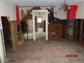 19 E 10th Road, Broad Channel NY 11693