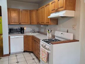 14208 56th Road, Flushing NY 11355