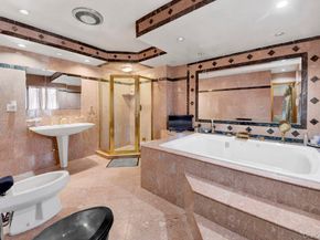 3252 Waterbury Avenue, Bronx NY 10465