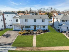 2505 Walters Court, Bellmore NY 11710