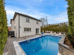 15496 Riverside Drive, Whitestone NY 11357