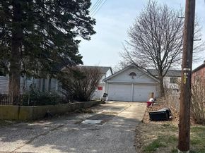 129 N 7th Street, Lindenhurst NY 11757