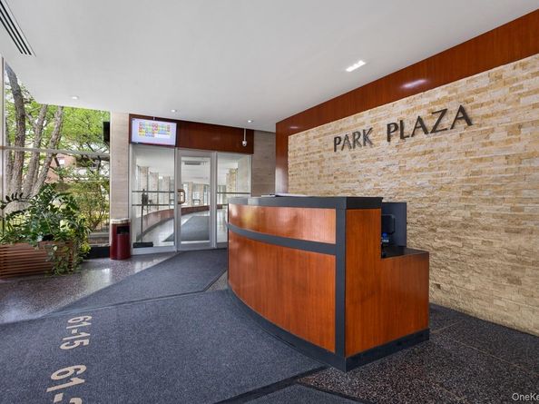 61-25 97 Street 15J, Rego Park NY 11374