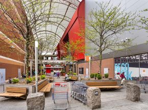 61-25 97 Street 15J, Rego Park NY 11374