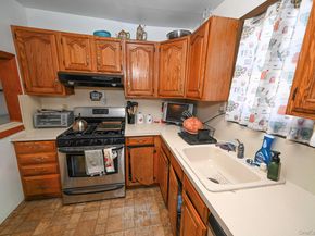 165 Cochran Place, Valley Stream NY 11581