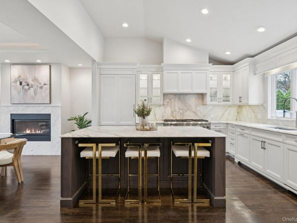 5 Culver Court, Melville NY 11747