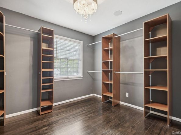 5 Culver Court, Melville NY 11747